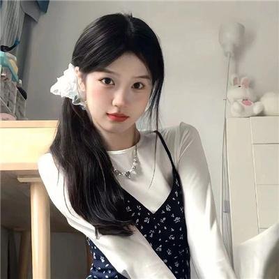 巴黎春光在线观看封面